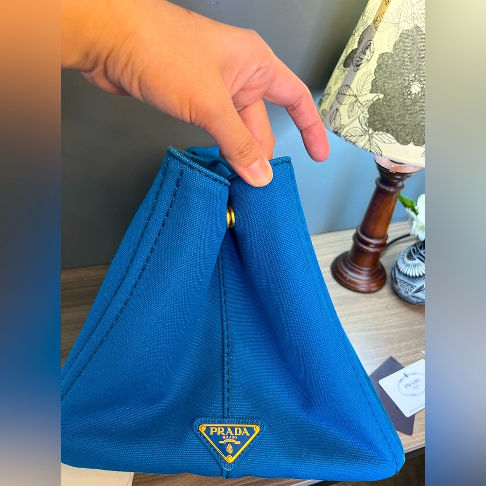 PRADA Canapa Large size Blue Color - Picture 7 of 10